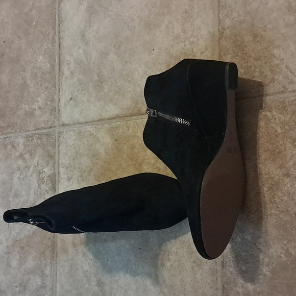 COACH Mystic Bootie Wedge Heel Black Suede Size 7.5B - Picture 6 of 9